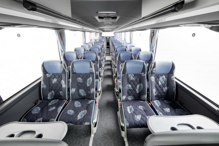 Интерьер Mercedes-Benz Tourismo M/3 RHD 2017 года  (фото 33 из 34)